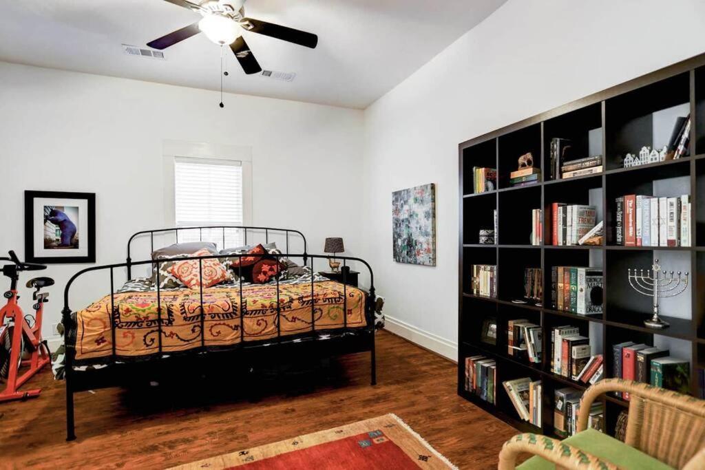 Villa Artsy Heights House: Walk To Food-Bars-Shops-Trails, Kids & Pet Friendly Houston Esterno foto